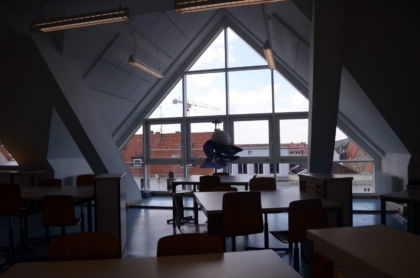 Biologieübungsraum mit Aussicht auf die Lübecker Altstadt