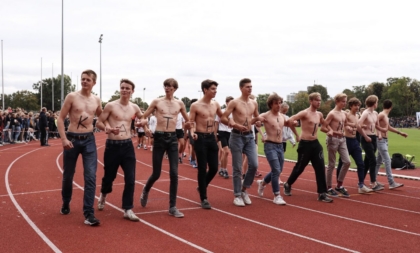 5337AAF8-2027-44A5-BFA7-2C6D358D6B0C