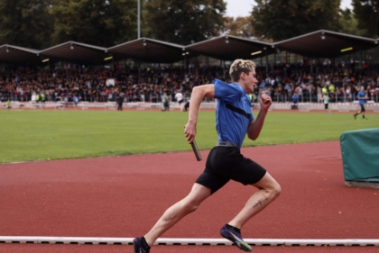 AAE7EF3A-63F0-4106-AD08-3227DB17AC23