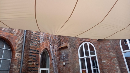 Aufbau der Sonnensegel