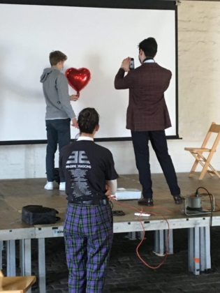 das Thema Liebe in Videoschnipseln