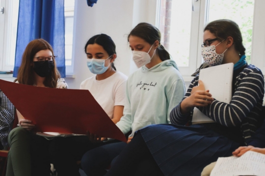 7. Jahrgang gestaltet Plakate