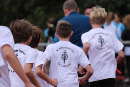 Die Jungs laufen ein!