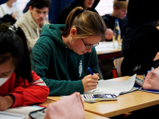 Abstimmung Schule ohne Rassismus/Schule mit Courage