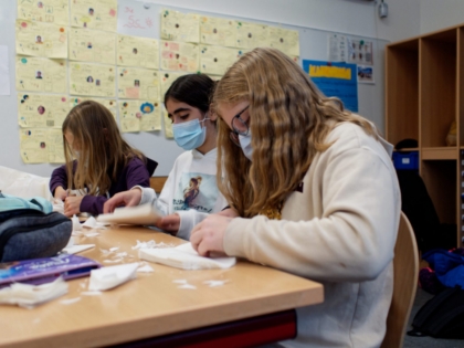 Basteln von Weihnachtssternen 5c