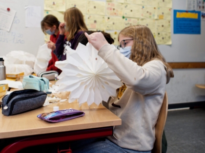 Basteln von Weihnachtssternen 5c