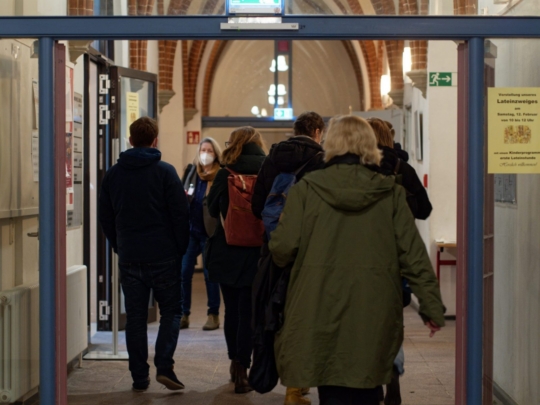 Frau Hartmann führt eine Elterngruppe