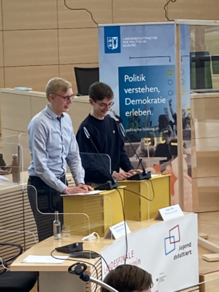 Landeswettbewerb Jugend debattiert