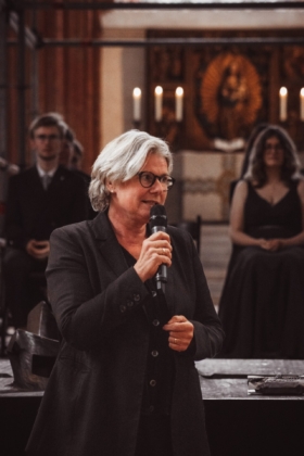 01CBFA1B-46BF-4ADB-8917-DEEC16B4DDFD