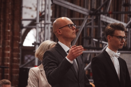 Das Musikprofil verabschiedet sich natürlich musikalisch