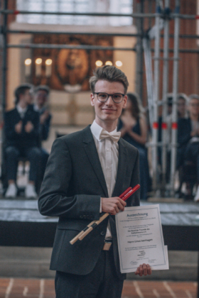 Linus Isenhagen (Q2d) - Preis des Bundes der Freunde