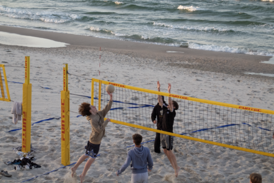 Intensives Volleyballspiel