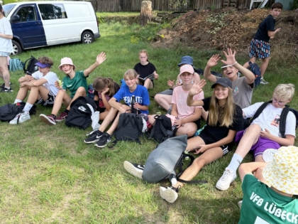 Schlauchboottour auf der Elbe - Klassenfahrt 8d Hohnstein