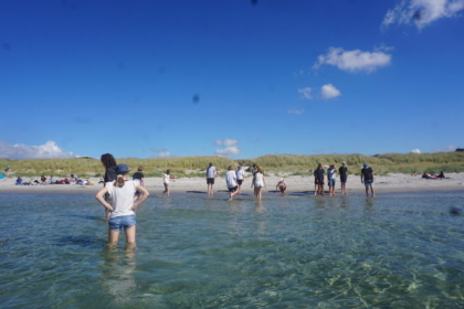knietief bei gefühlten 6,5 Grad Wassertemperatur