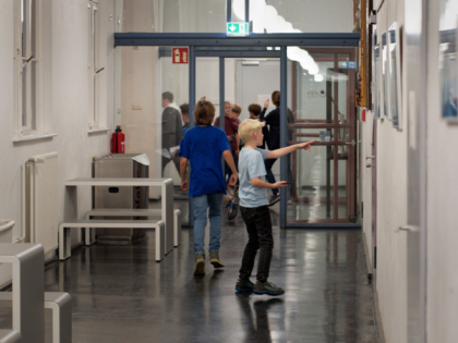 viel Betrieb auch auf den Fluren