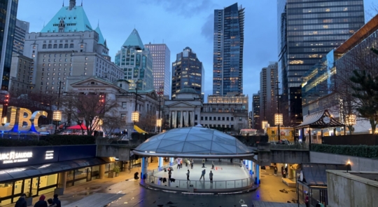 Back from - Mavie in Kanada