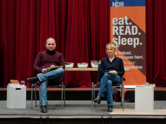 Katharina Mahrenholtz und Daniel Kaiser vom NDR Podcast 'eat READ sleep'
