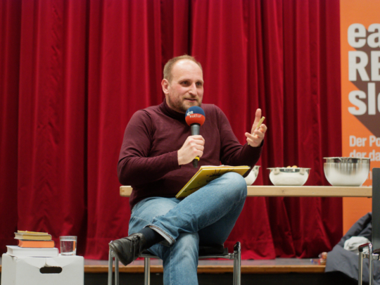 Daniel Kaiser vom NDR Podcast 'eat READ sleep'