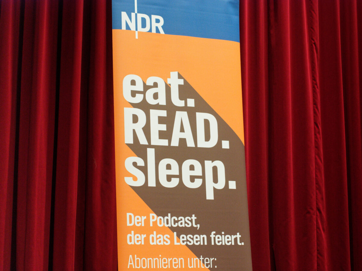 Besuch des NDR Podcasts 'eat READ sleep'