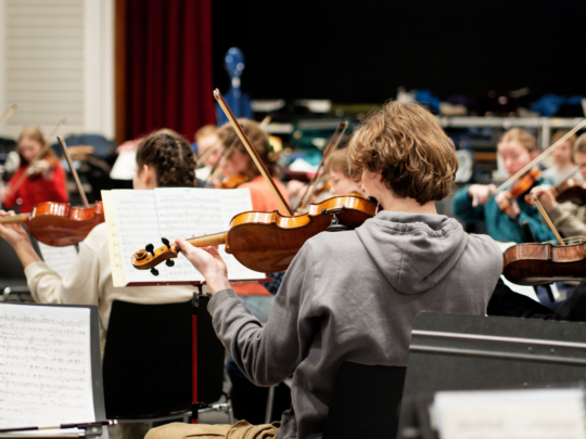 Besuch des Vestre Aker Strykeorkester aus Oslo