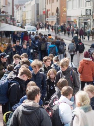 Plakettenübergabe Schule ohne Rassismus, Schule mit Courage