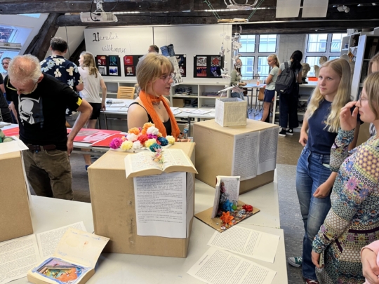 Abschlussaustellung der Kunstkurse des E-Jahrgangs 16