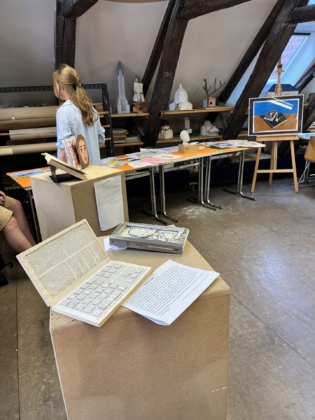 Abschlussaustellung der Kunstkurse des E-Jahrgangs 4