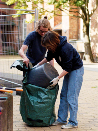 Pflanzaktion auf dem Turnhof