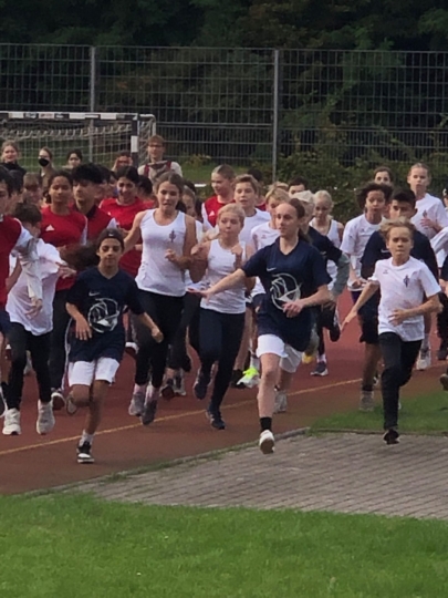 Der Start beim Crosslauf