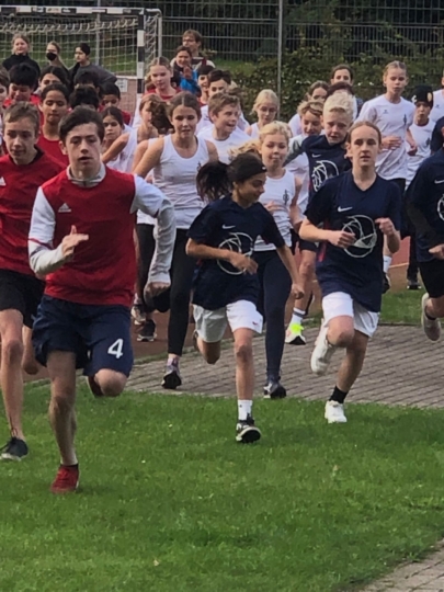 Der Start beim Crosslauf