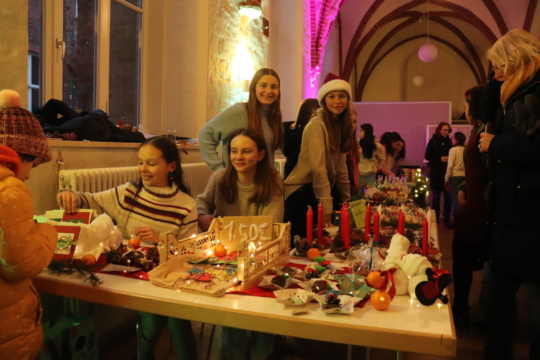 Weihnachtliche Atmosphäre im Refektorium