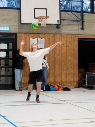 Volleyballturnier des Q2-Jahrgangs