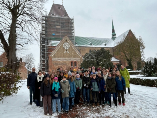 PHOTO-2023-12-06-23-47-41