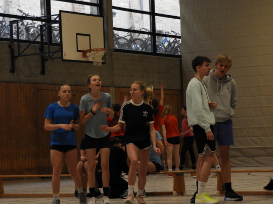 Sport- und Spieletag Basketball Klasse 8
