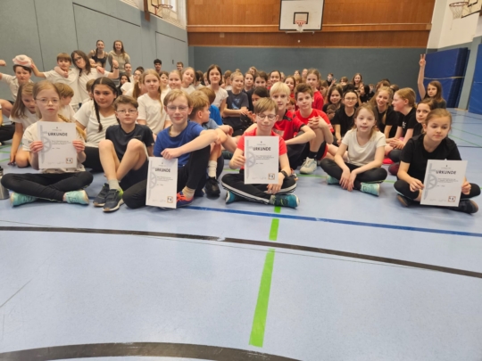 Sport- und Spieletag Völkerball Klasse 5Sport- und Spieletag Völkerball Klasse 5