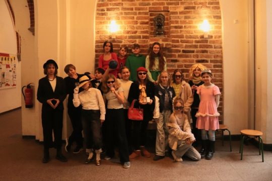 Idole Spirit Week 6d