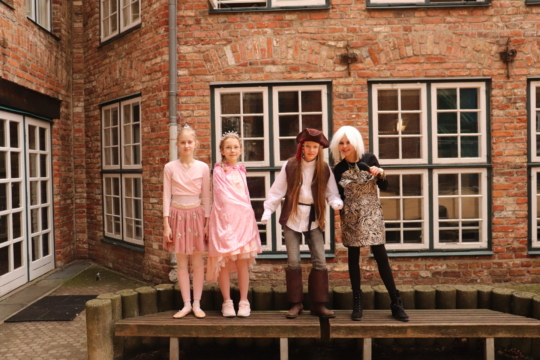 Idole Spirit Week 6b