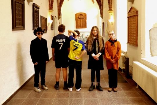 Idole Spirit Week 6c