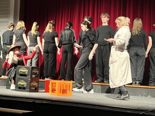 Was ist Wirklichkeit in diesem Spiegelkabinett?