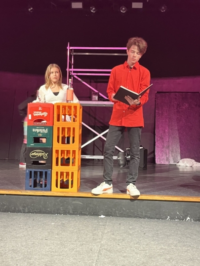 Was ist Wirklichkeit in diesem Spiegelkabinett?