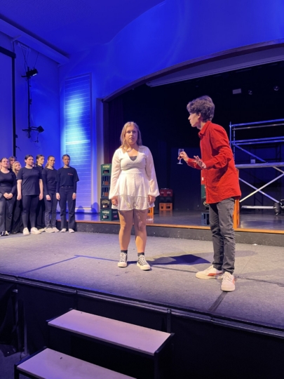 Was ist Wirklichkeit in diesem Spiegelkabinett?