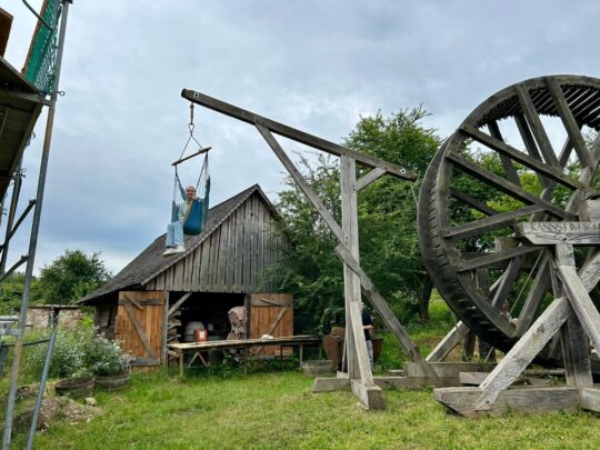 9a auf den Spuren der Slawen im Geschichts-und Erlebnisraum Roter Hahn