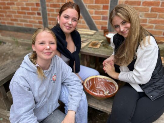 9a auf den Spuren der Slawen im Geschichts-und Erlebnisraum Roter Hahn