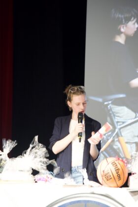 Tombola beim Klosterfest