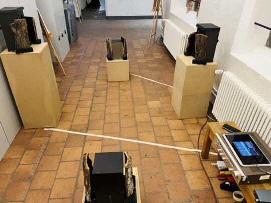 Ausstellung Klangobjekte 25.11.2546