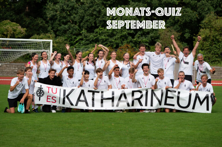 Bald ist es wieder soweit! - September-Quiz zum Senatsstaffeltag